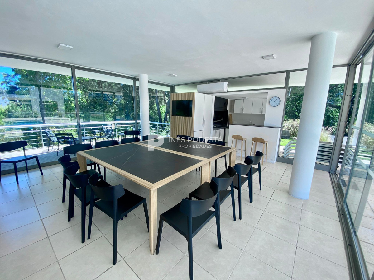Apartamento ID.2012 - Apartamento en Alquiler, Brava, Punta del Este, 3 Dormitorios
