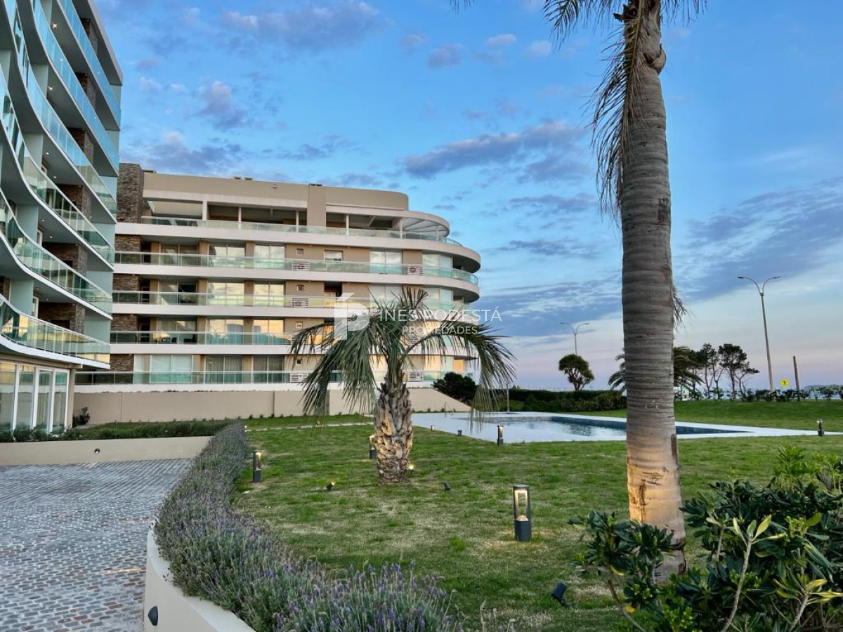 Apartamento ID.40326 - Alquiler Mansa 3 dormitorios