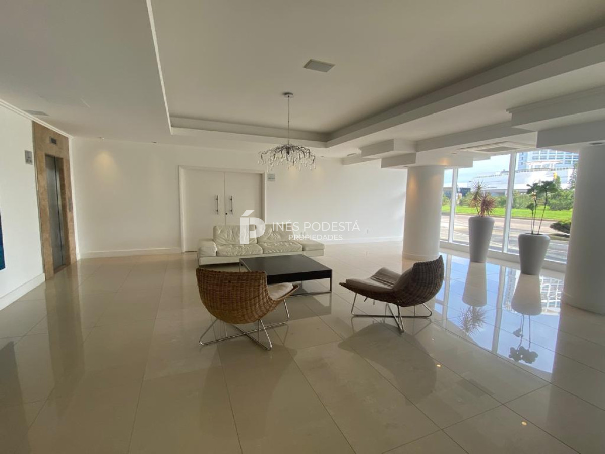 Apartamento ID.4477 - VENTA APARTAMENTO MANSA 3 DORMITORIOS 