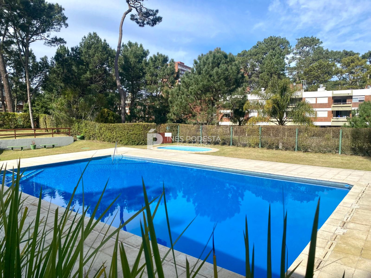 Apartamento ID.41634 - Venta departamento 4 dormitorios en mansa