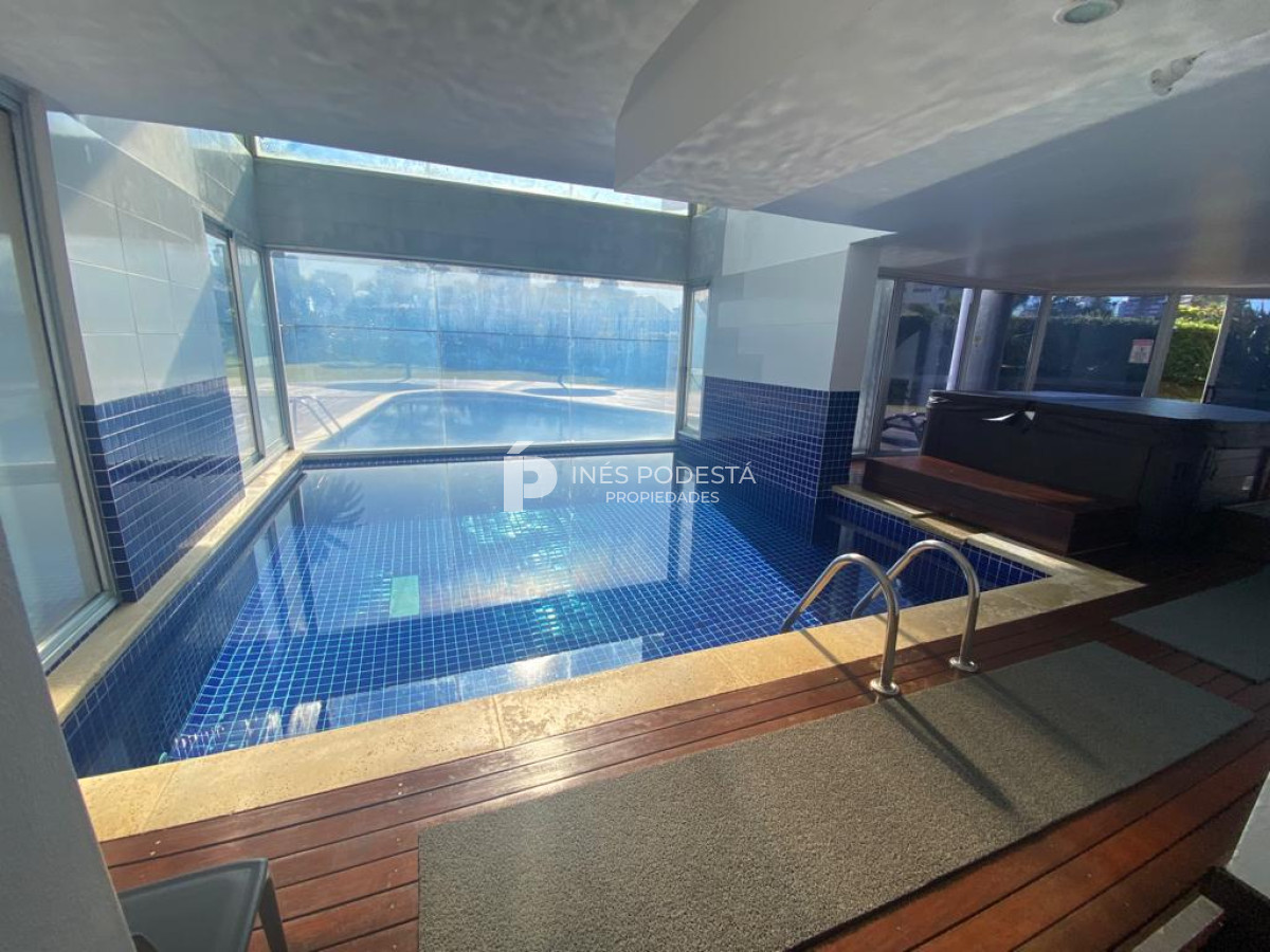 Apartamento ID.952 - Apartamento en Venta de 2 Dormitorios en Punta del Este