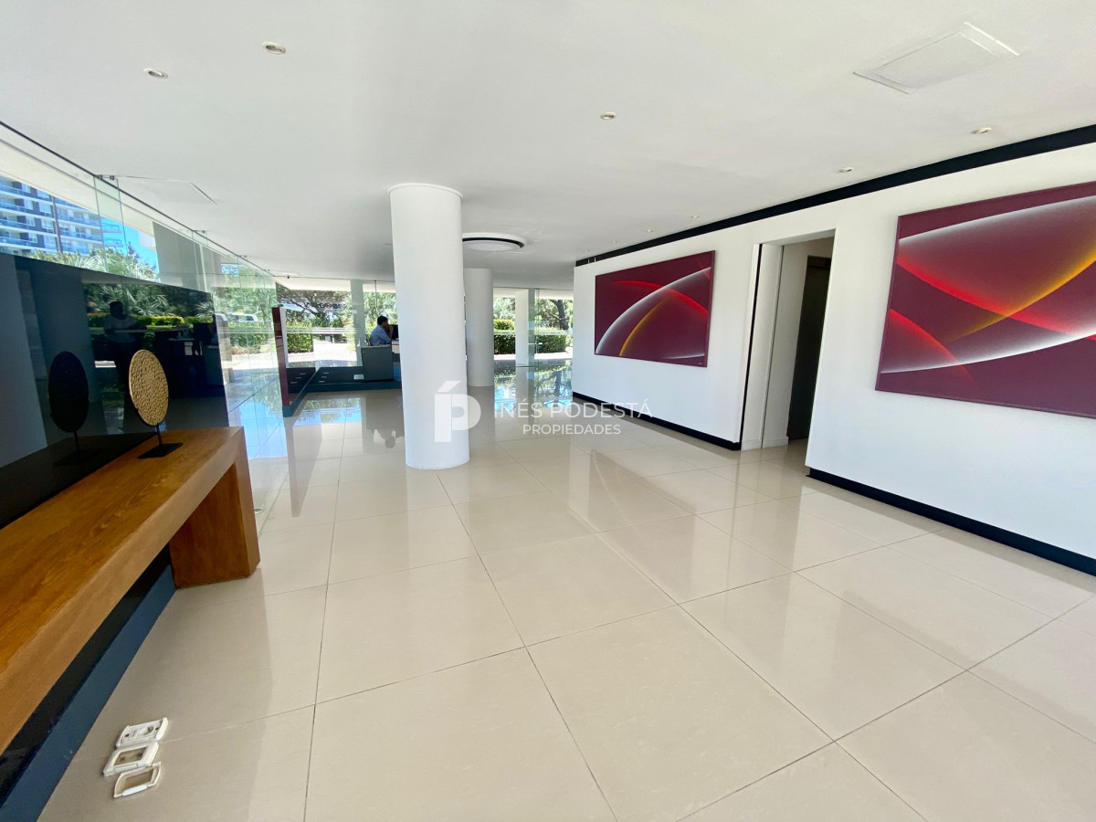 Apartamento ID.2012 - Apartamento en Alquiler, Brava, Punta del Este, 3 Dormitorios