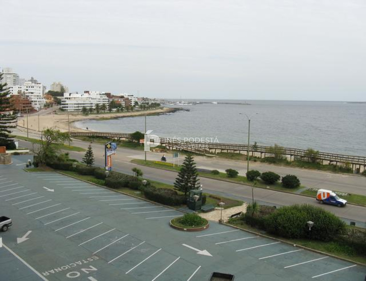 Apartamento ID.41005 - Alquiler Apartamento  de 2 dormitorios en Mansa