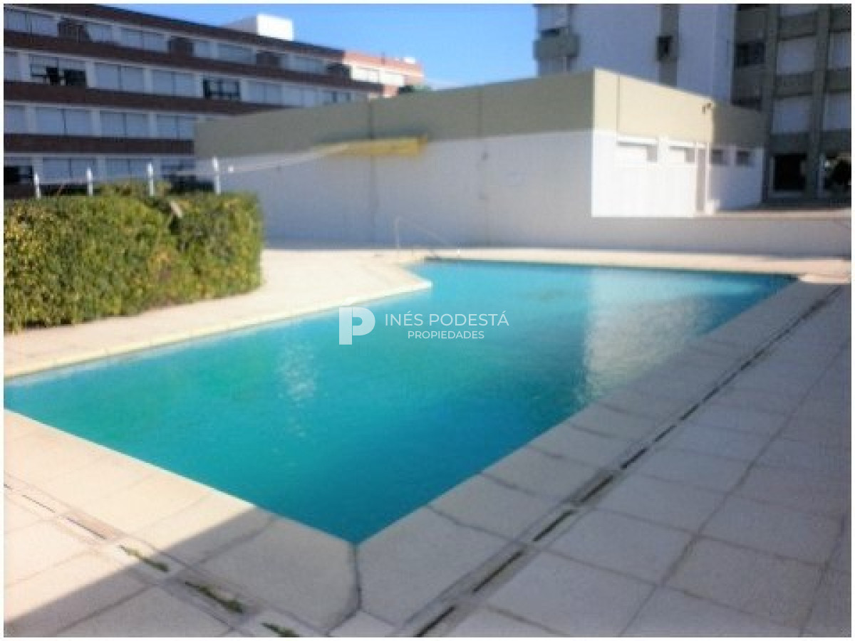 Apartamento ID.40283 - ALQUILER en mansa 3 dormitorios y 2 baños vista al mar