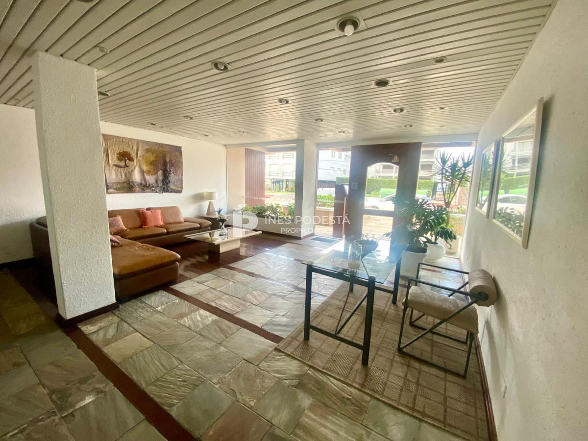 Apartamento ID.3008 - Apartamento en venta 1 Dormitorio en Península 