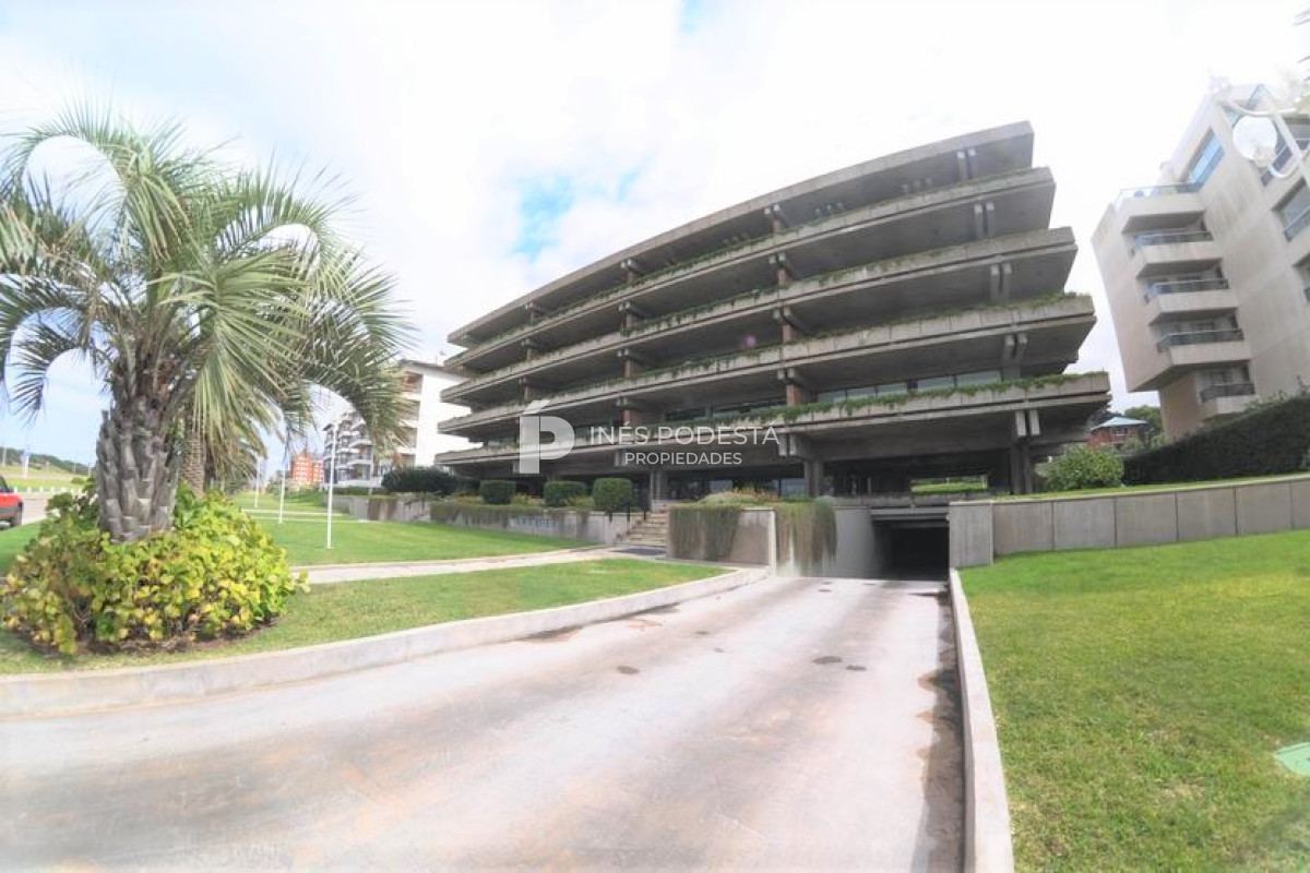 Apartamento ID.39190 - Alquiler de temporada Brava 4 dormitorios + dependencia 