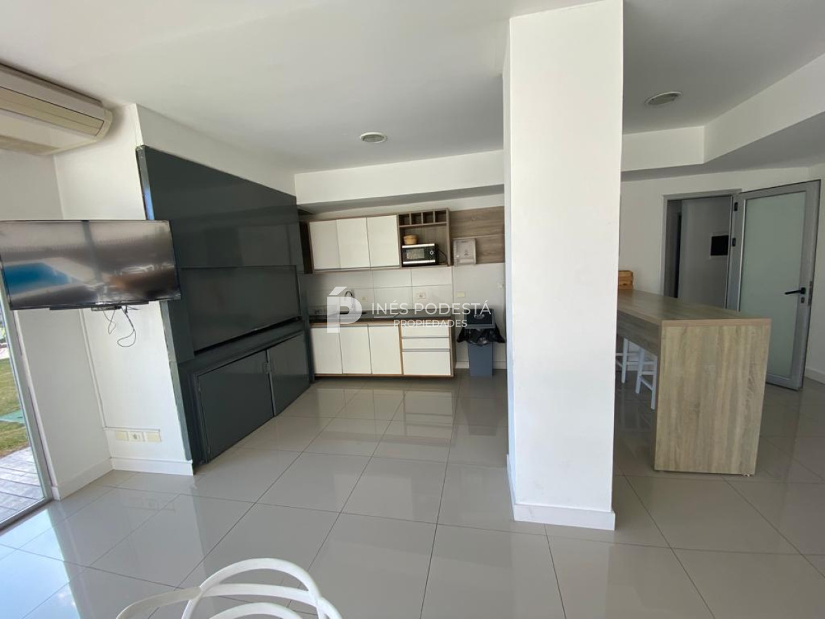 Apartamento ID.5226 - Apartamento en Alquiler, Brava, Punta del Este, 2 Dormitorios.