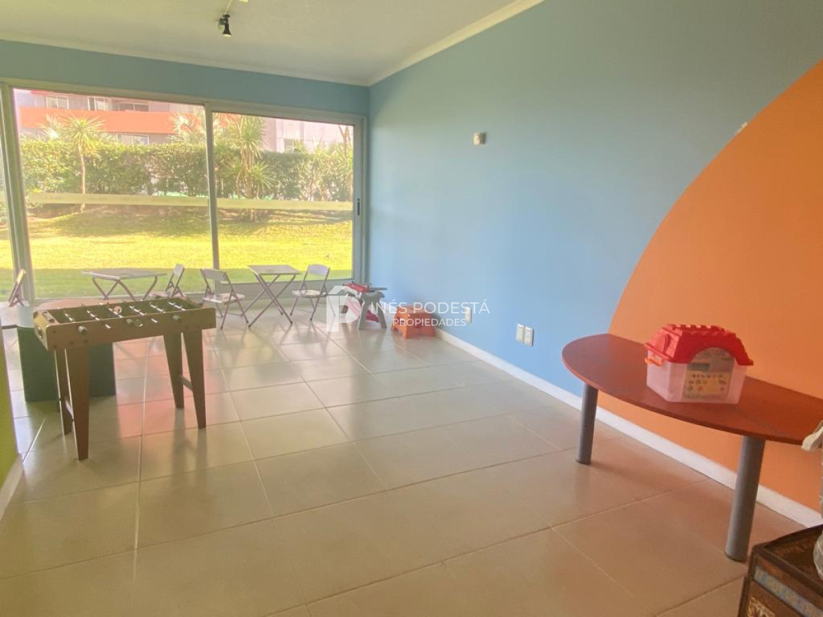 Apartamento ID.952 - Apartamento en Venta de 2 Dormitorios en Punta del Este