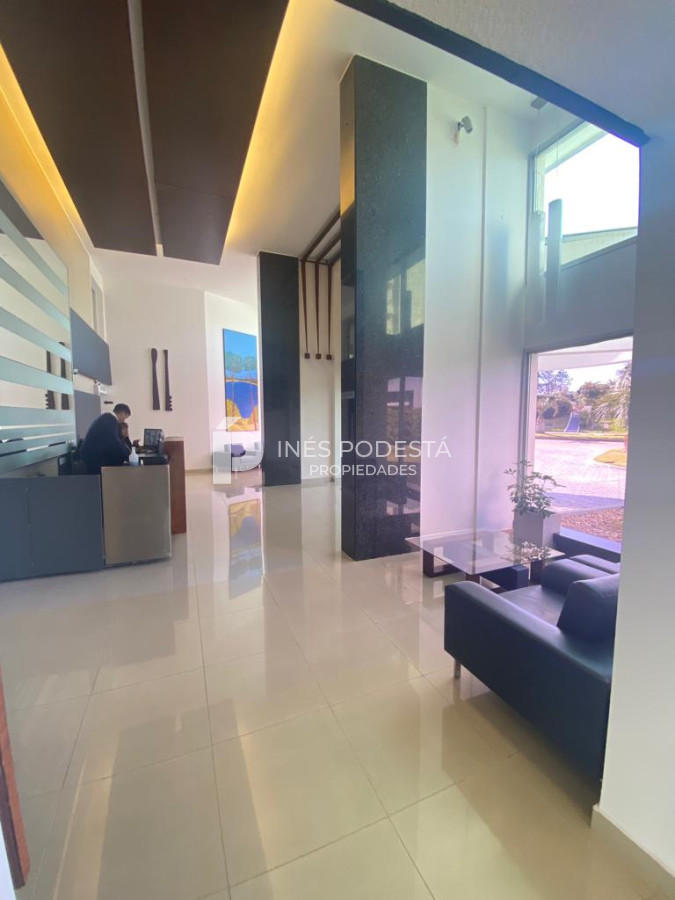Apartamento ID.952 - Apartamento en Venta de 2 Dormitorios en Punta del Este
