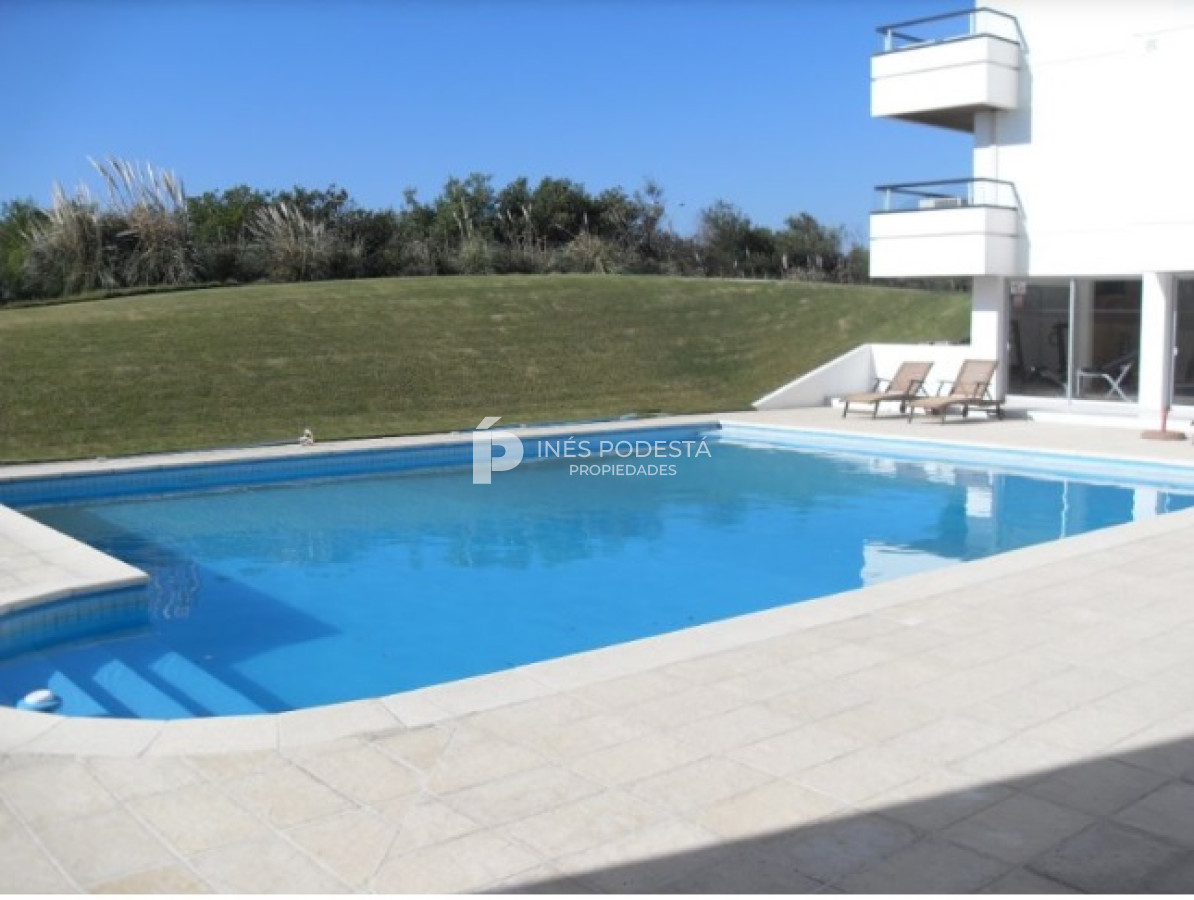 Apartamento ID.8564 - Alquiler en Brava con 4 suites! Frente al mar 