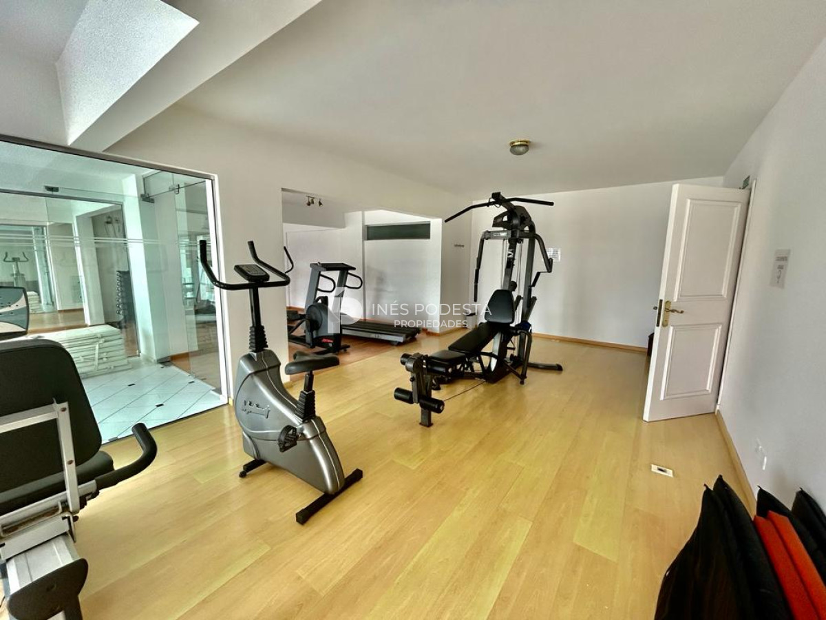 Apartamento ID.8564 - Alquiler en Brava con 4 suites! Frente al mar 