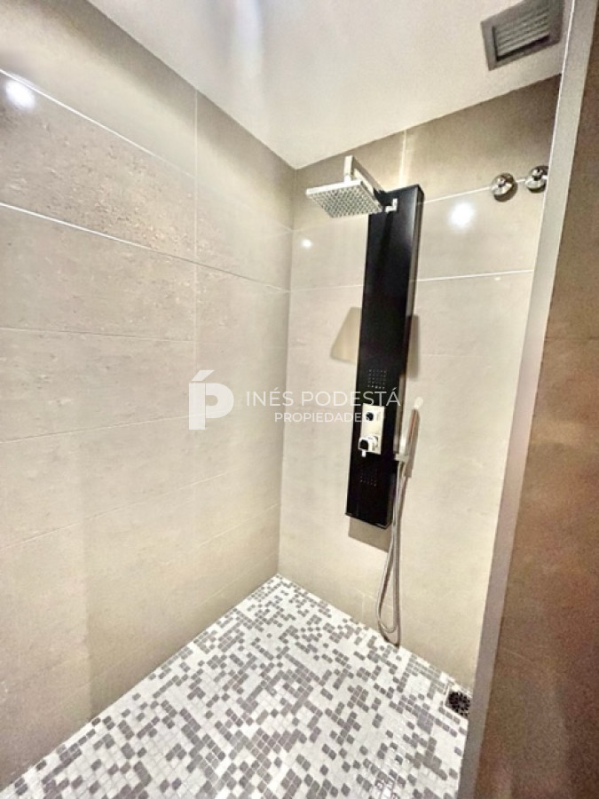 Apartamento ID.40099 - Apartamento en Mansa de 2 dormitorios Punta del este