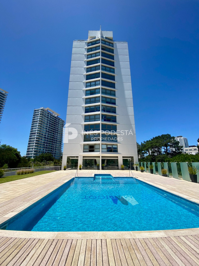 Apartamento ID.2012 - Apartamento en Alquiler, Brava, Punta del Este, 3 Dormitorios