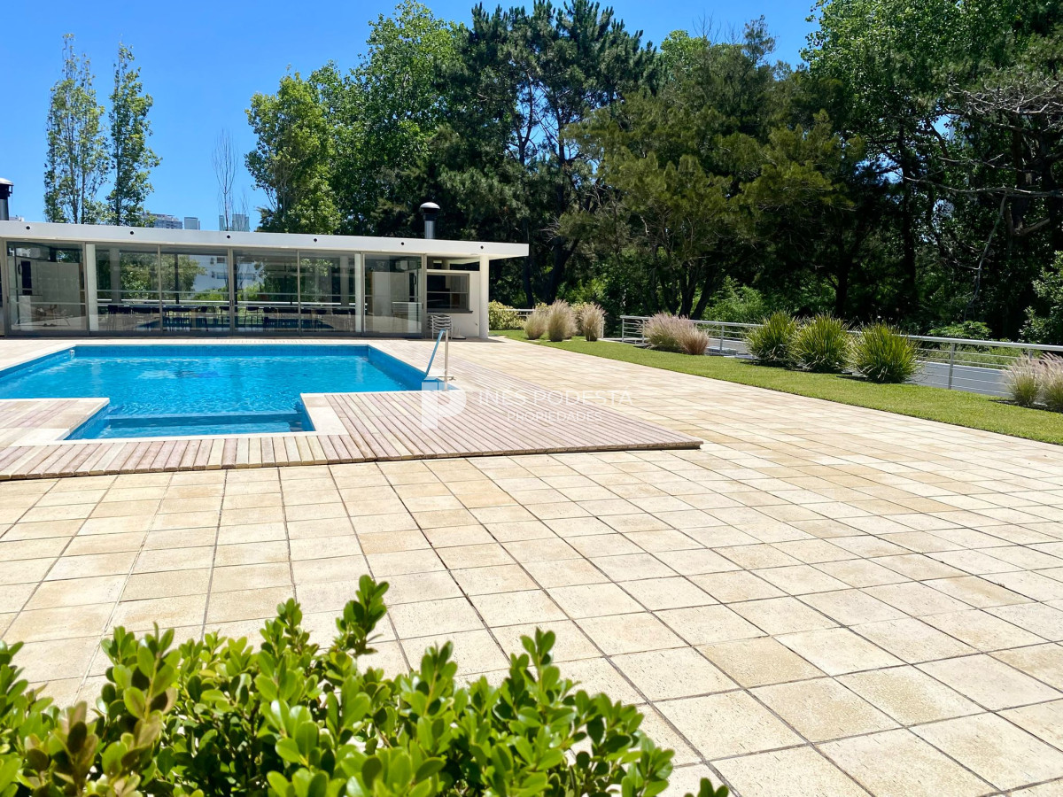Apartamento ID.2012 - Apartamento en Alquiler, Brava, Punta del Este, 3 Dormitorios