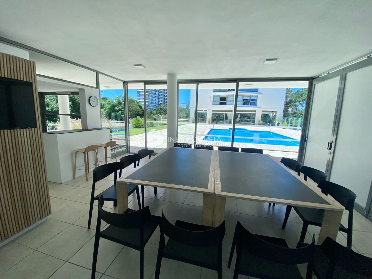 Apartamento ID.2012 - Apartamento en Alquiler, Brava, Punta del Este, 3 Dormitorios