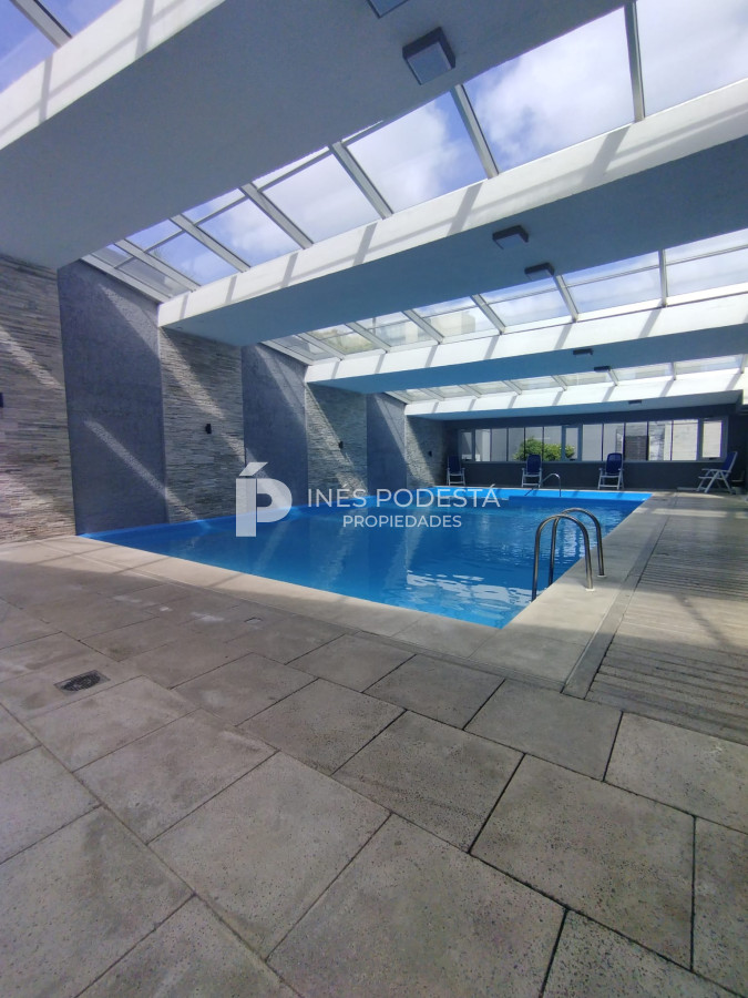 Apartamento ID.40252 - Alquiler brava 2 suites más dependencia de servicio y gran vista