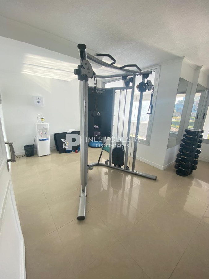 Apartamento ID.952 - Apartamento en Venta de 2 Dormitorios en Punta del Este