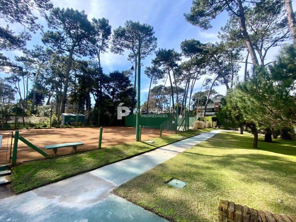 Apartamento ID.41634 - Venta departamento 4 dormitorios en mansa