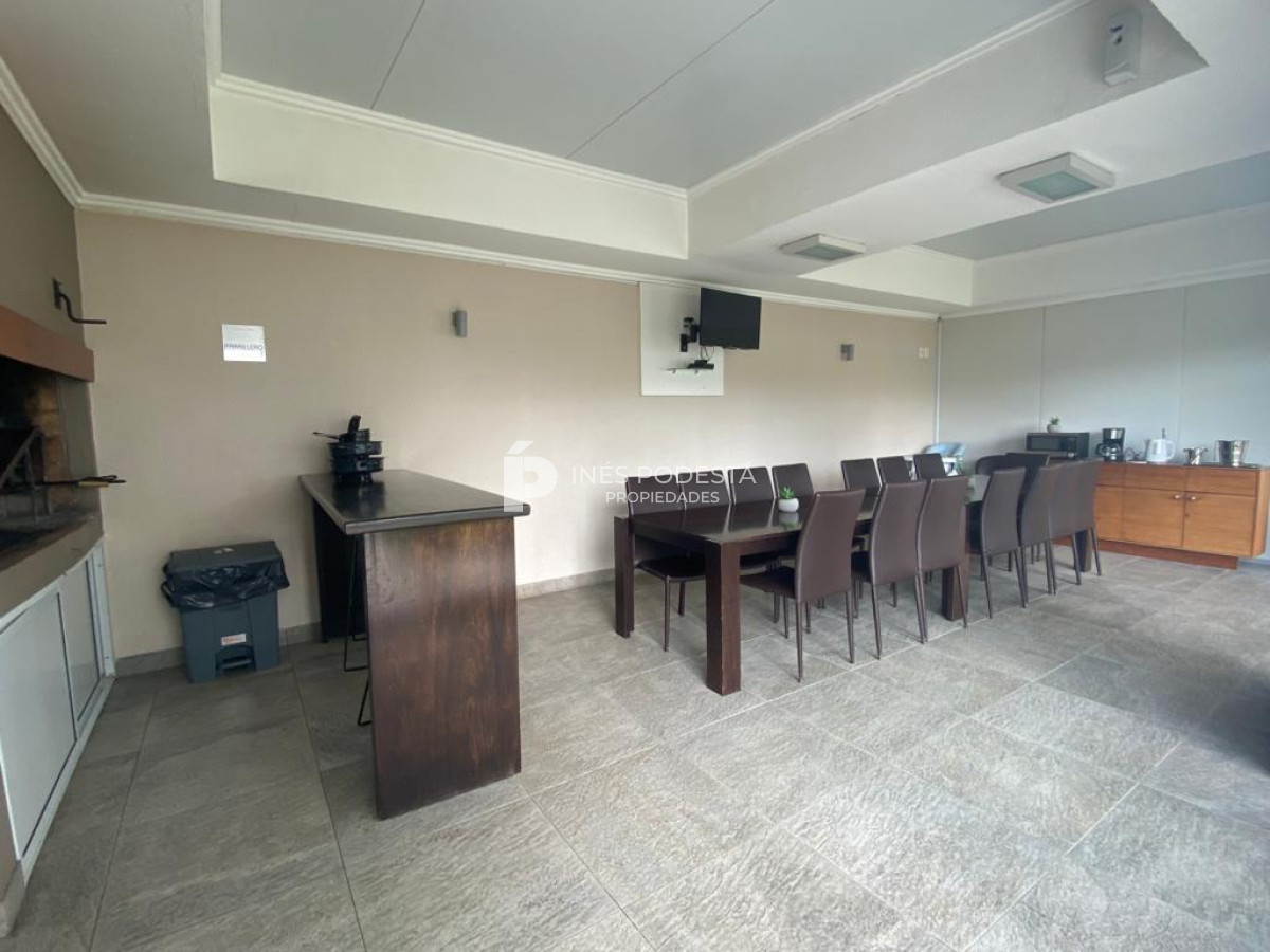 Apartamento ID.4477 - VENTA APARTAMENTO MANSA 3 DORMITORIOS 