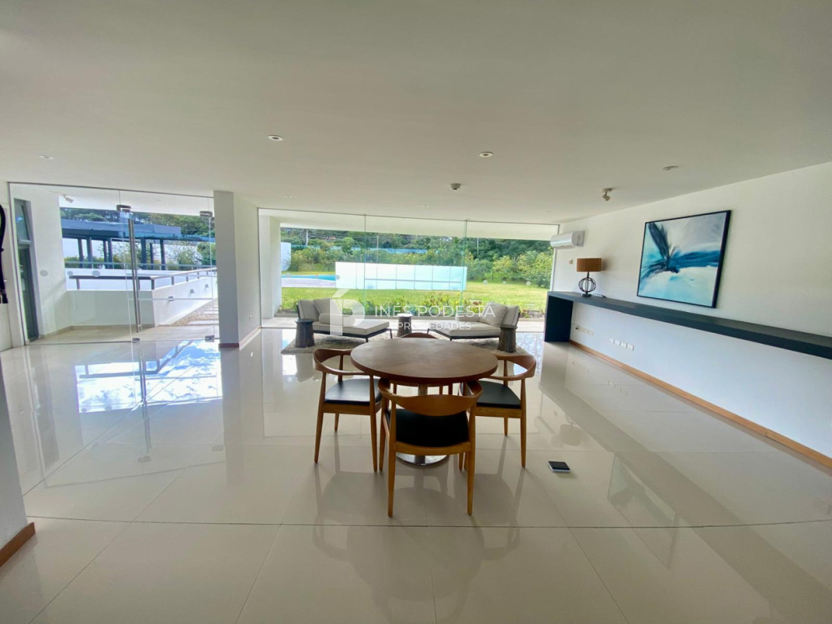 Apartamento ID.42268 - Venta departamento con 3 suites
