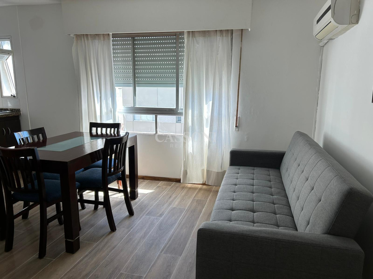 Apartamento ID.2127 - VENTA APARTAMENTO EN PENINSULA A UNA CUADRA DEL MAR, 1 DORMITORIO Y 1BAÑO