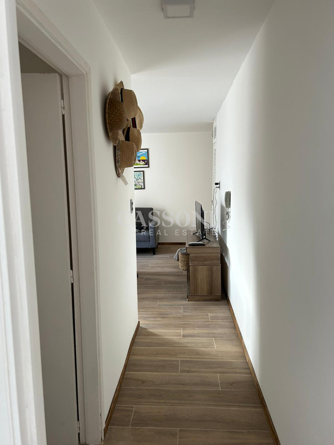 Apartamento ID.2127 - VENTA APARTAMENTO EN PENINSULA A UNA CUADRA DEL MAR, 1 DORMITORIO Y 1BAÑO