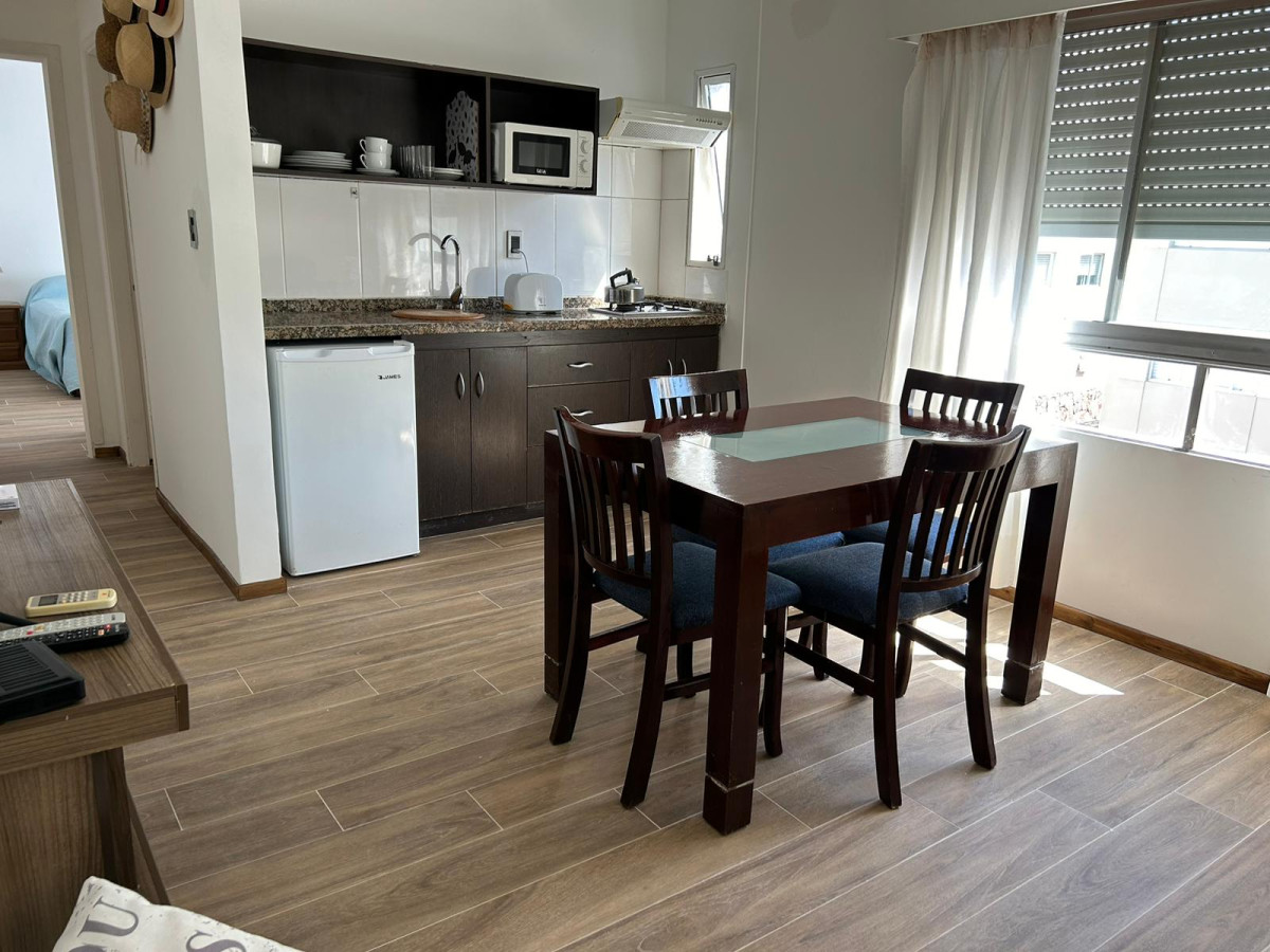 VENTA APARTAMENTO EN PENINSULA A UNA CUADRA DEL MAR, 1 DORMITORIO Y 1BAÑO