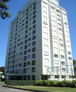 OPORTUNIDAD VENTA APARTAMENTO DE 1 DORMITORIO CON SERVICIOS PARA RENTA 