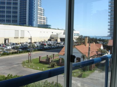 Apartamento en Punta del Este, Mansa - SHC302A