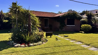 Casa en Punta del Este, Cantegril