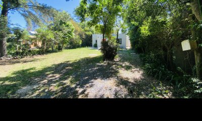 Venta Casa en El Tesoro zona de La Barra, 3 dormitorios