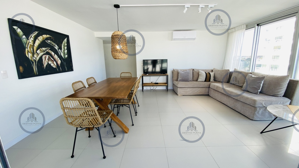 Alquiler de Apartamento en Playa Mansa 2 Dormitorios — fotografía 3