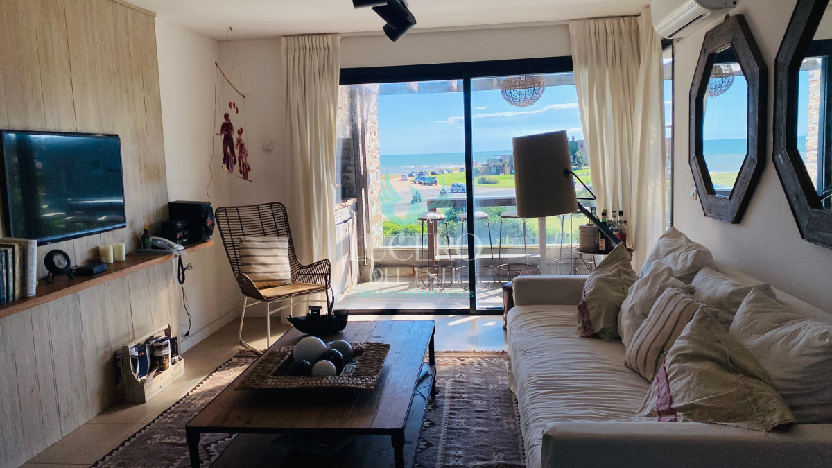 Apartamento ID.1407 - Alquiler departamento 2 dormitorios en Manantiales frente al mar disponible alquiler invernal