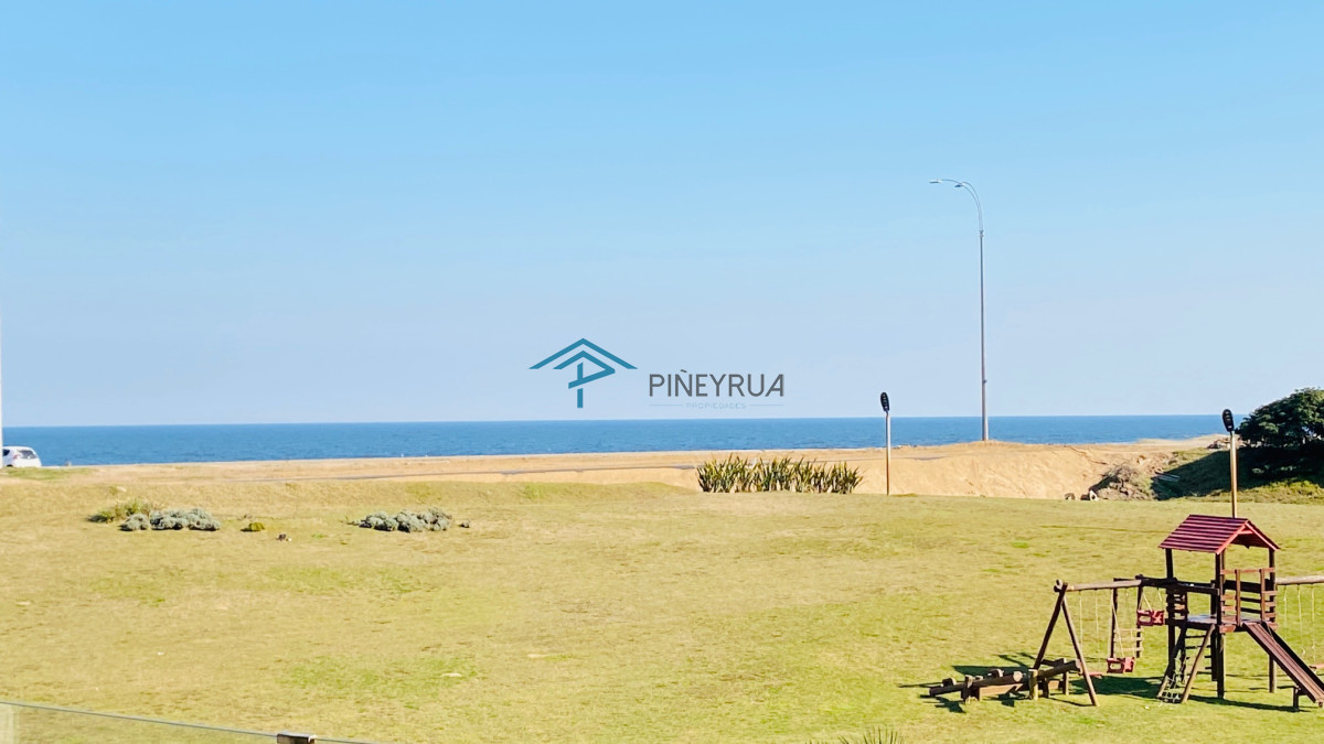 Venta apartamento 1 dormitorio parada 40 playa Mansa Punta del Este