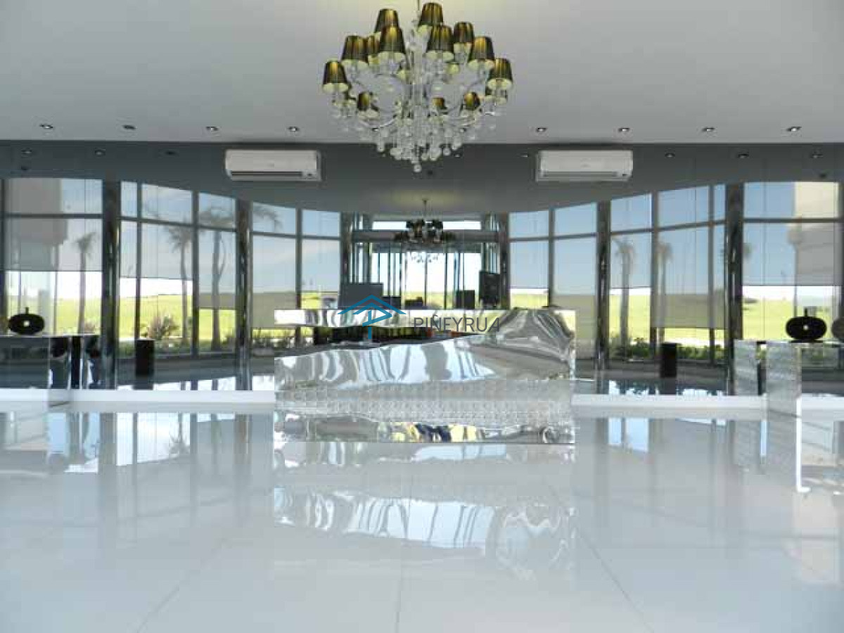 Venta apartamento 1 dormitorio parada 40 playa Mansa Punta del Este