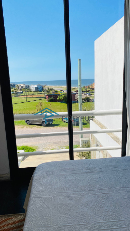 Apartamento ID.423 - Departamento en venta en Manantiales con vista al mar 