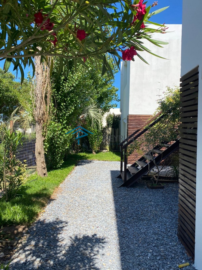 Apartamento ID.295 - Venta departamento 2 dormitorios en Manantiales con parrillero