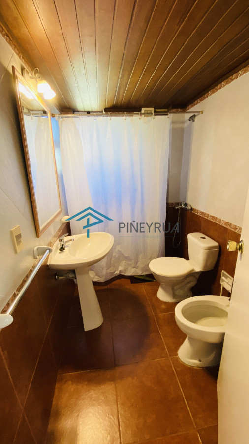 Casa en venta cerca del mar en Altos de Punta Piedras al lado de Manantiales