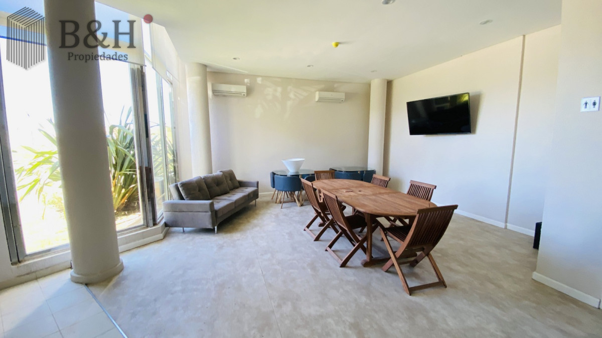 Apartamento ID.4855 - Venta Departamento 1 dormitorio parada 40 playa Mansa Punta del Este