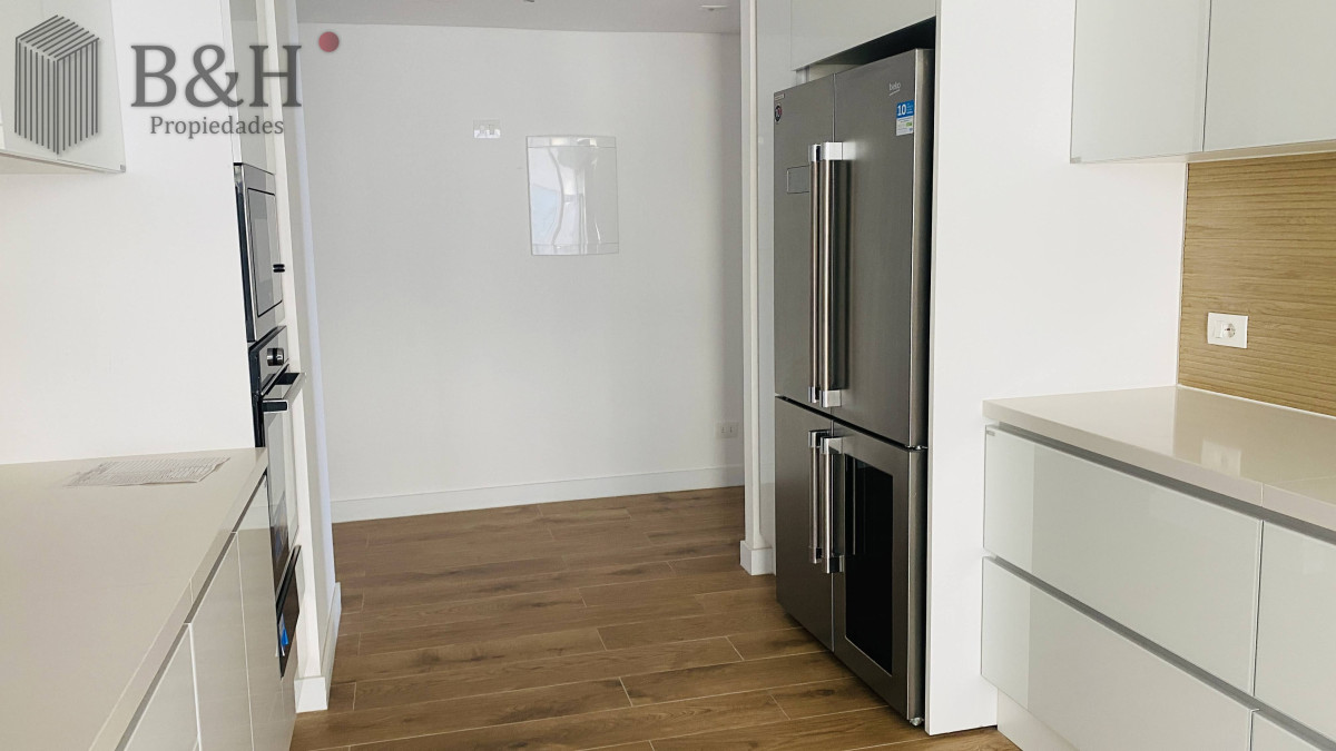 Apartamento ID.4622 - Trump Tower 3 suites mas servicio a estrenar Oportunidad de compra 