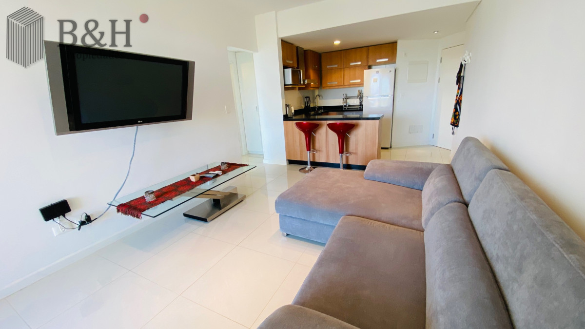 Apartamento ID.4855 - Venta Departamento 1 dormitorio parada 40 playa Mansa Punta del Este