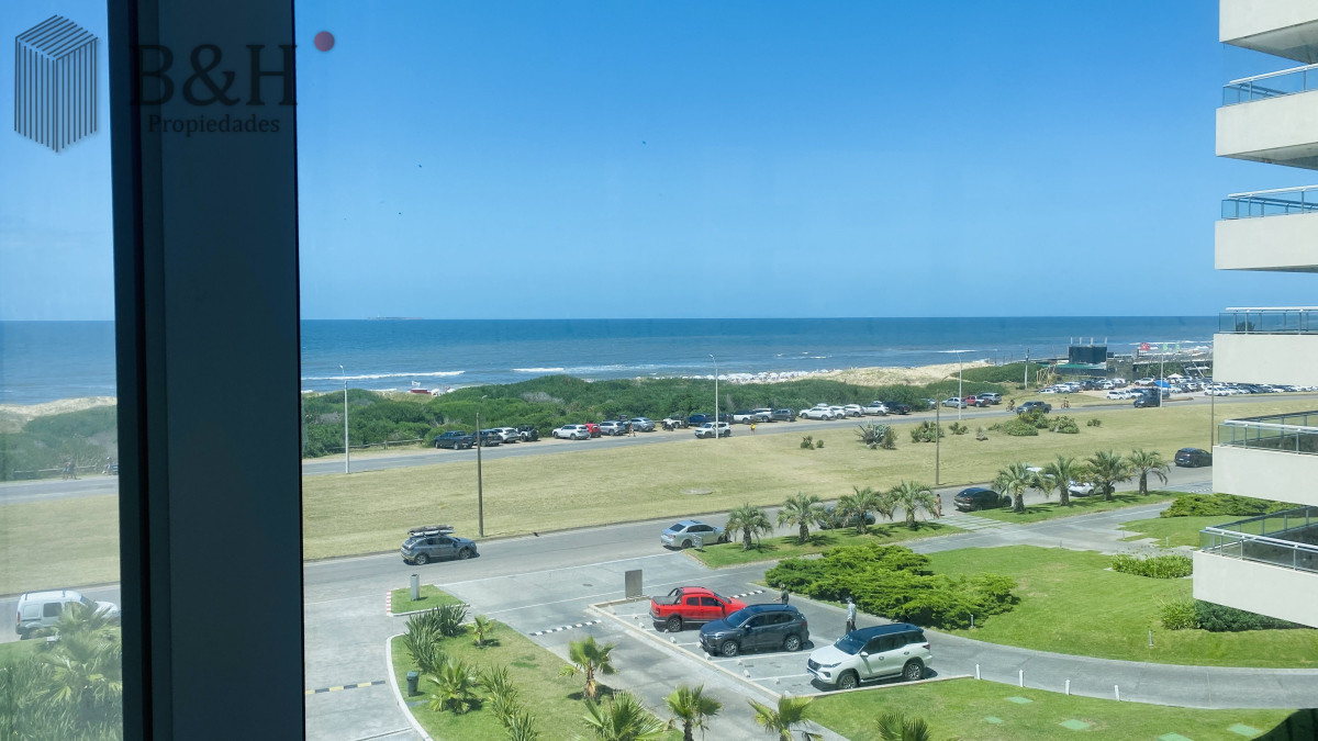 Apartamento ID.4622 - Trump Tower 3 suites mas servicio a estrenar Oportunidad de compra 