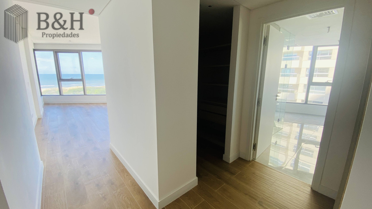 Apartamento ID.4622 - Trump Tower 3 suites mas servicio a estrenar Oportunidad de compra 