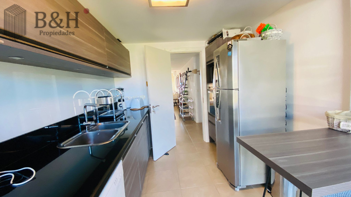 Apartamento ID.4071 - Alquiler departamento 2 dormitorios en Manantiales frente al mar disponible 16 enero al 2 de febrero