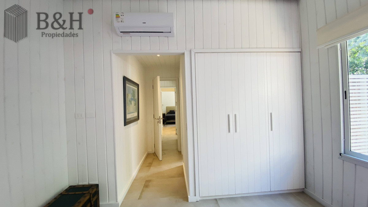 Casa ID.4078 - Alquiler casa en Laguna Blanca 5 dormitorios en suite disponible segunda quincena de enero 2025