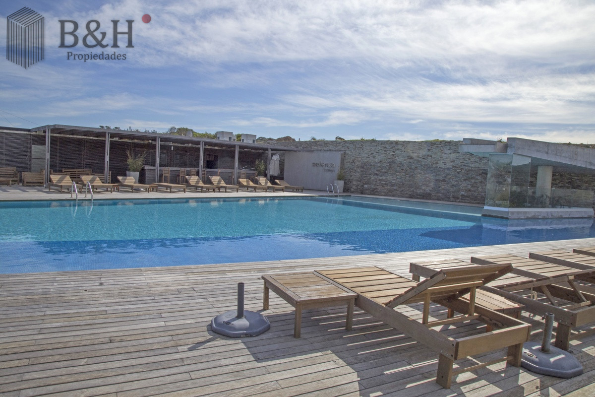 Apartamento ID.4071 - Alquiler departamento 2 dormitorios en Manantiales frente al mar disponible 16 enero al 2 de febrero