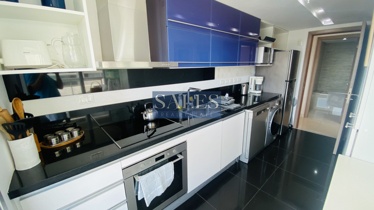 Apartamento ID.1074 - Venta apartamento piso alto en Look Punta del Este playa Brava