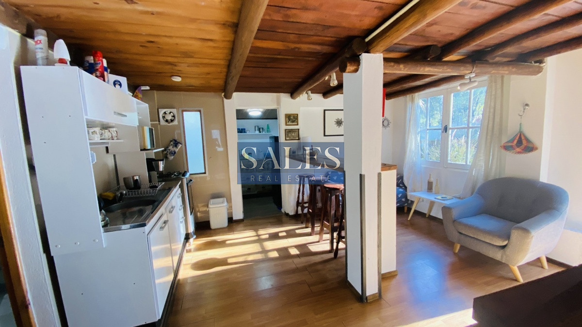 Casa ID.1400 - Venta 2 casas en El Tesoro La Barra con renta - inversores 