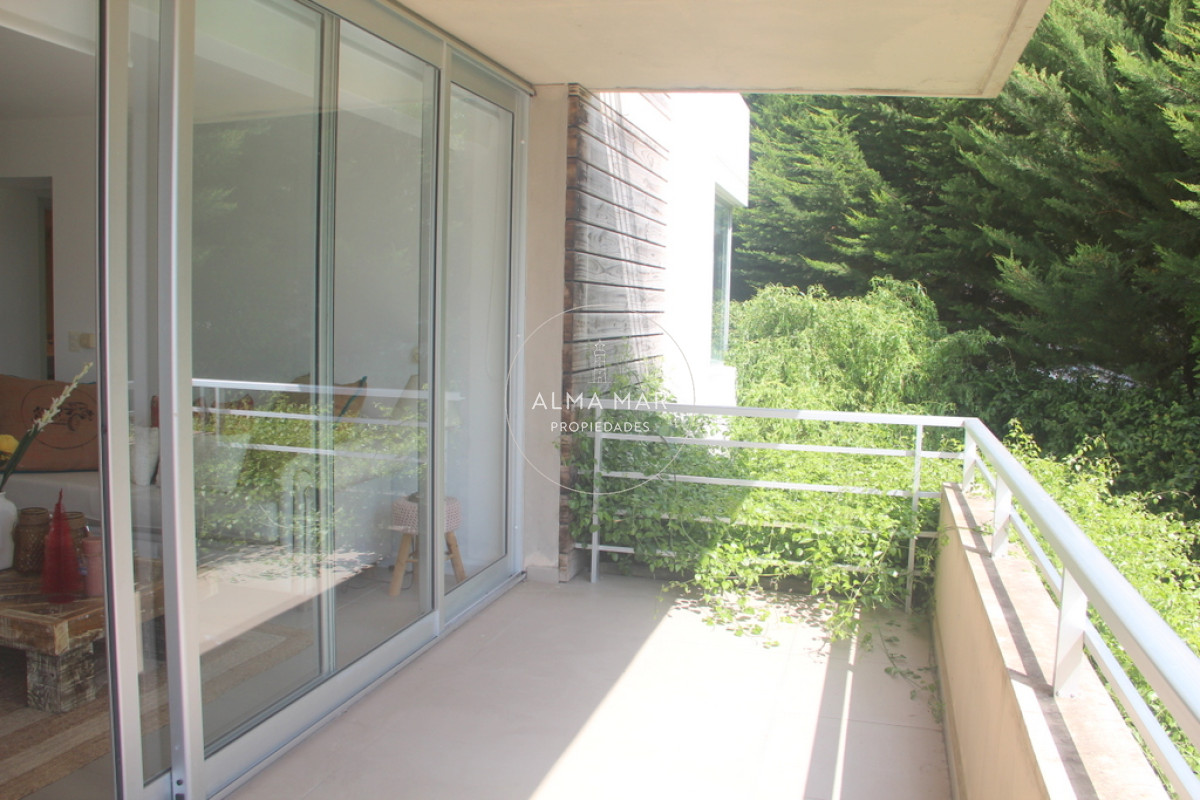 Apartamento ID.1740 - Venta apartamento en Rincon del Indio, Playa Brava, Punta del Este 2 dormitorios