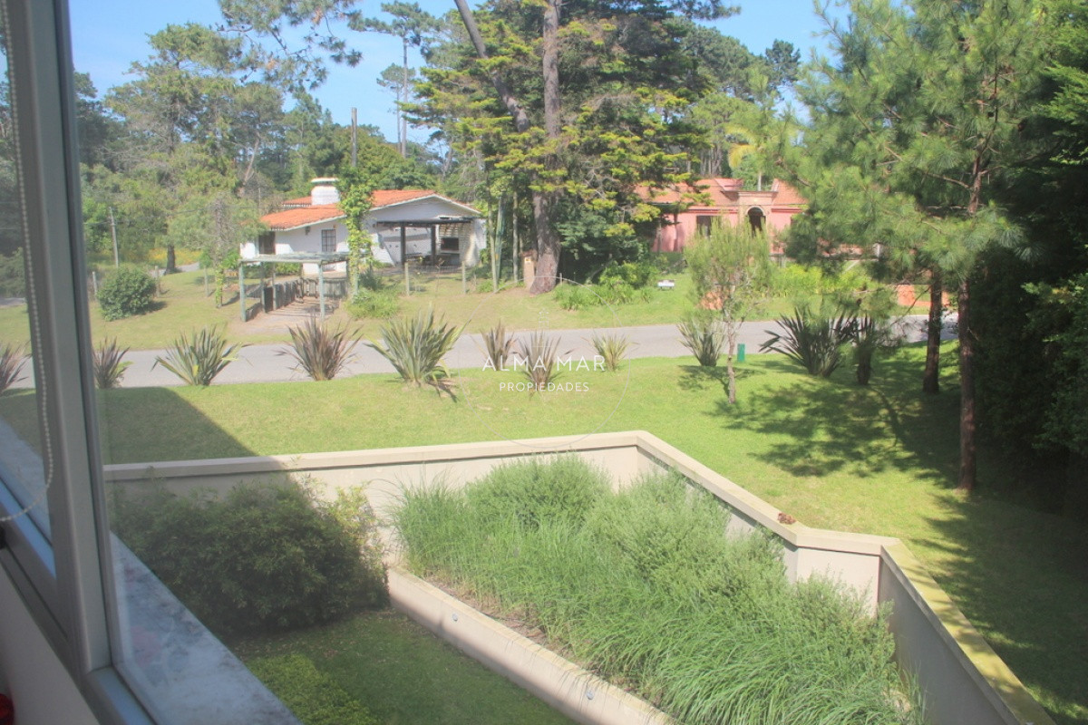 Apartamento ID.1740 - Venta apartamento en Rincon del Indio, Playa Brava, Punta del Este 2 dormitorios